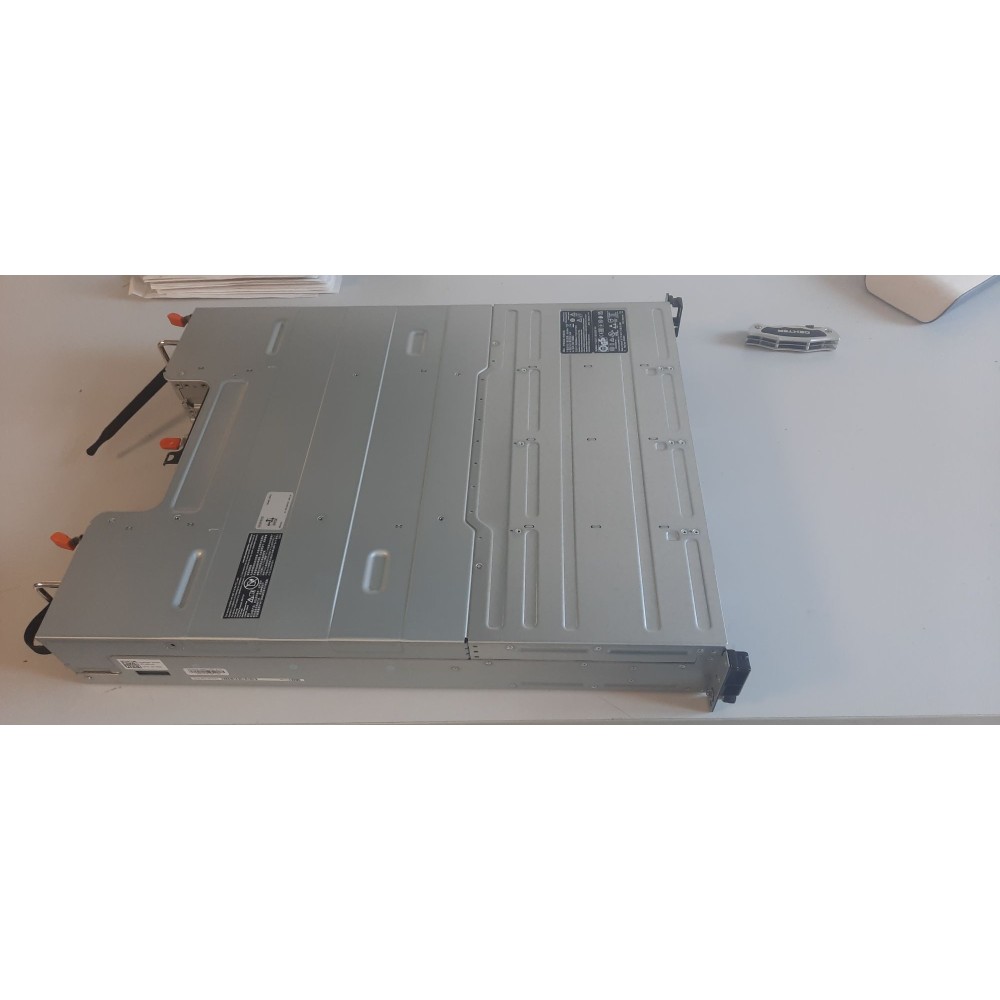 Serveur Dell PowerVault MD1400 Disk Enclosure 12x 3,5 LFF 814GD